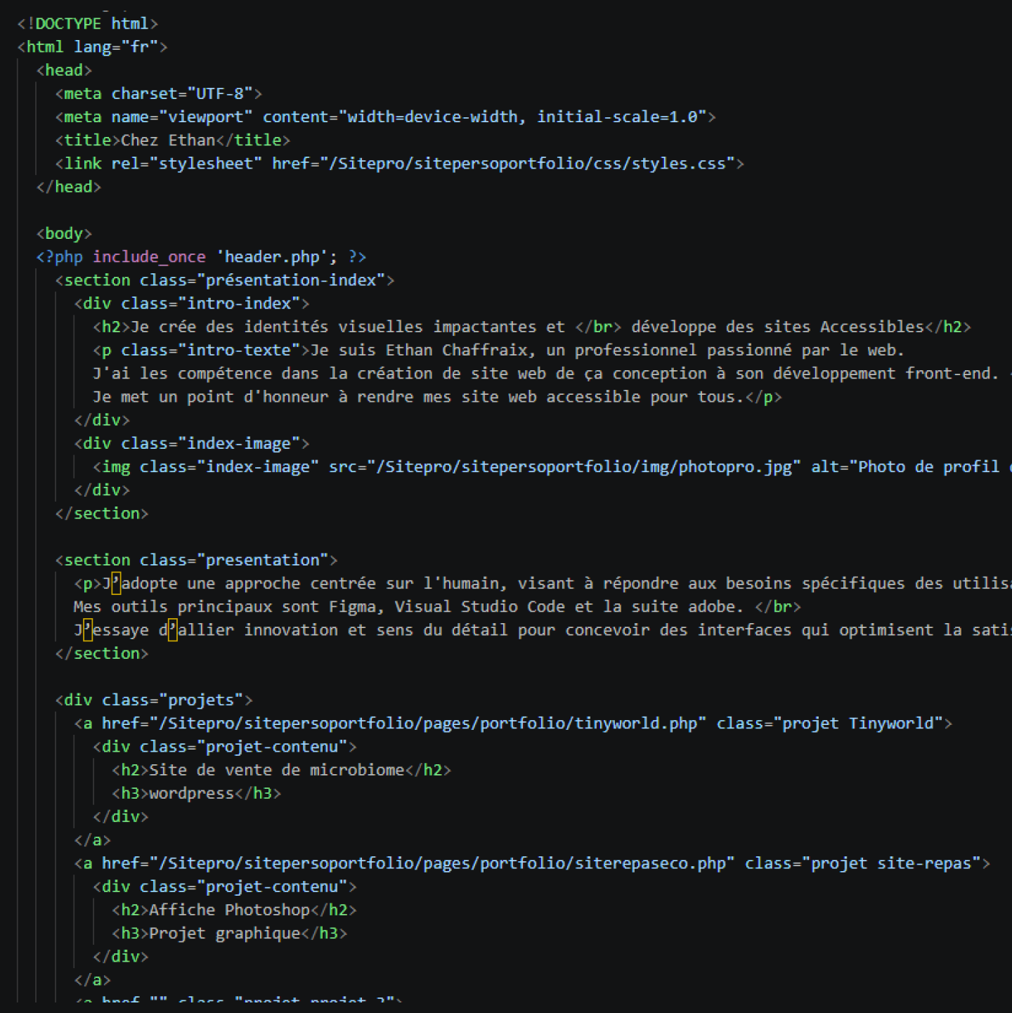 Code d’un site web dans l’éditeur